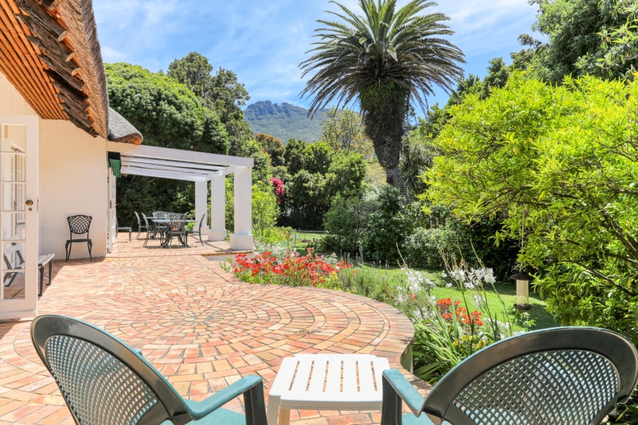 4 Bedroom Property for Sale in Constantia Western Cape